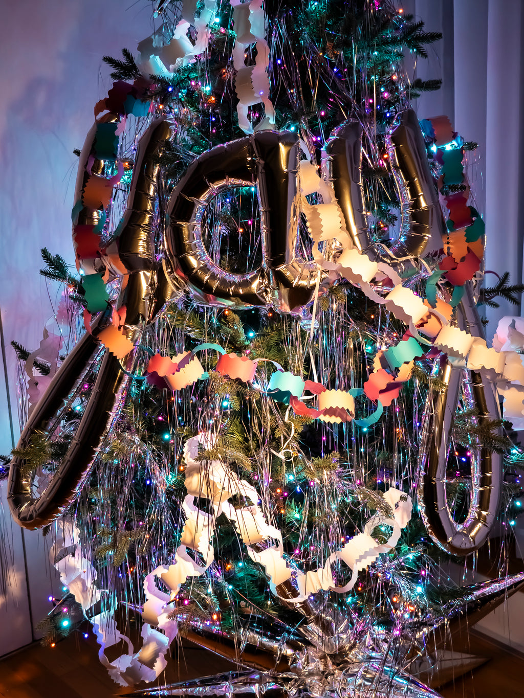 Pink and Blue Paper Chain, 10 ft long, 3 meters