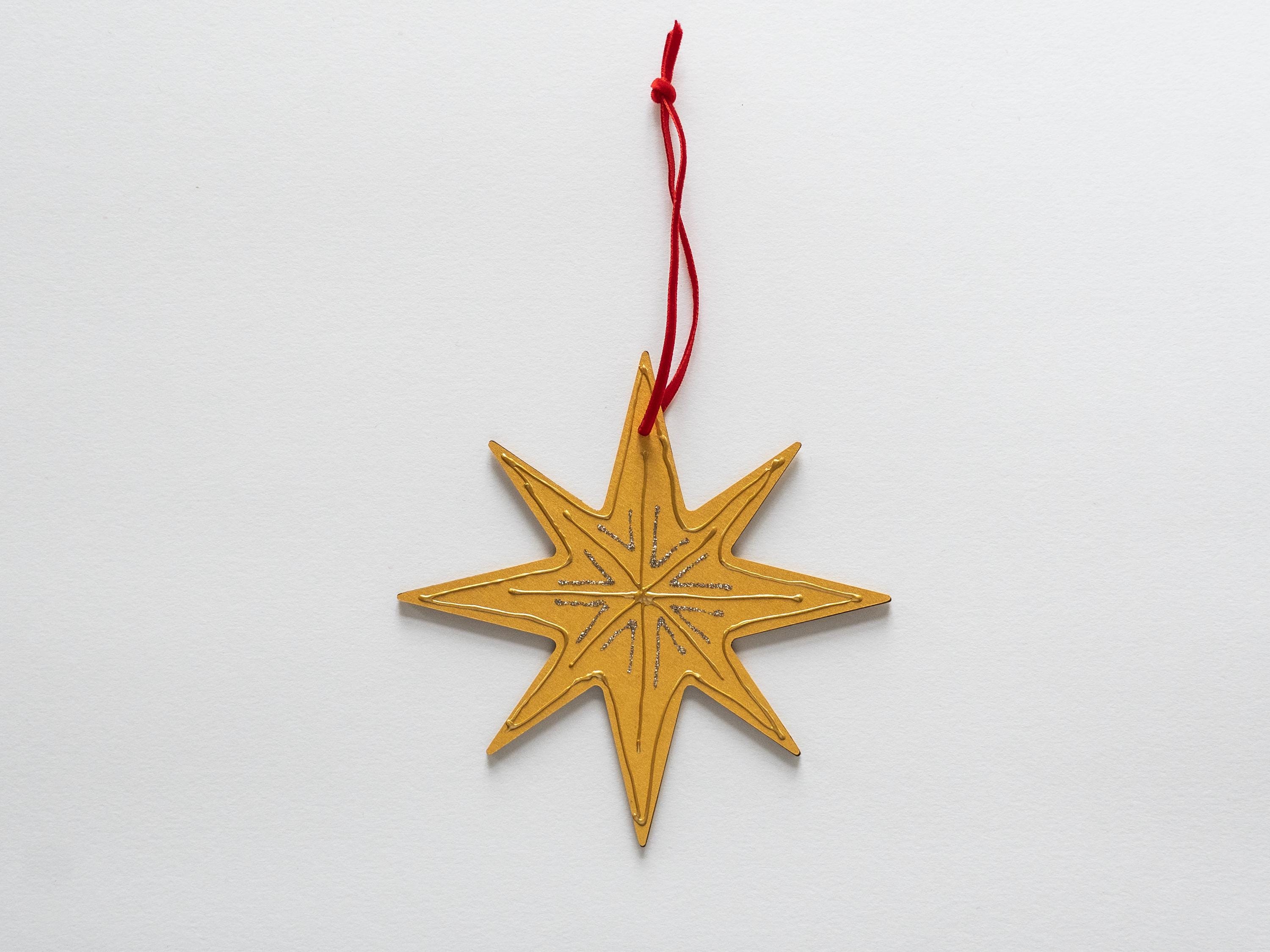 Large Nordic Star Ornament, Hand decorated, Minimal Christmas Decor, 5.5in